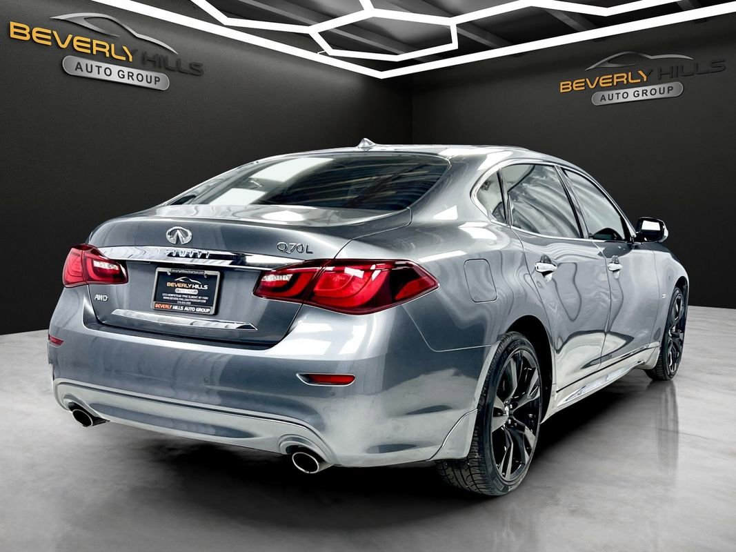 Used 2017 INFINITI Q70 L 3.7 w/ Deluxe Touring Package image 5