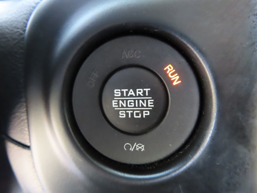 Used 2021 Jeep Wrangler Unlimited Sahara w/ Uconnect 4C Nav & Sound Group image 10