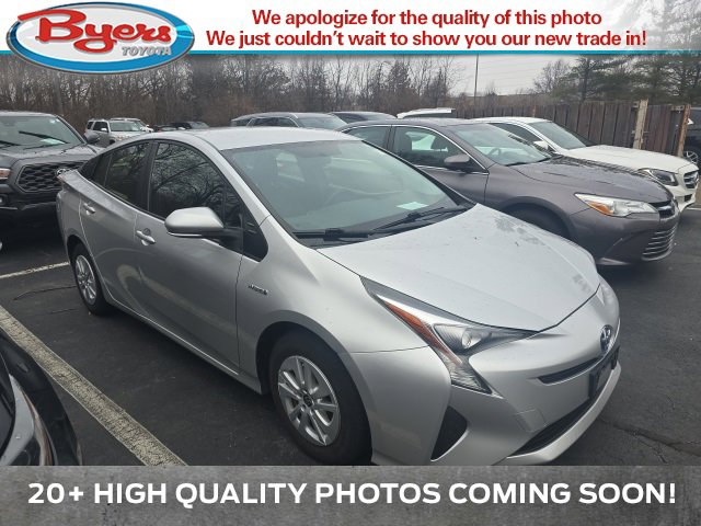 Used 2016 Toyota Prius Two image 1