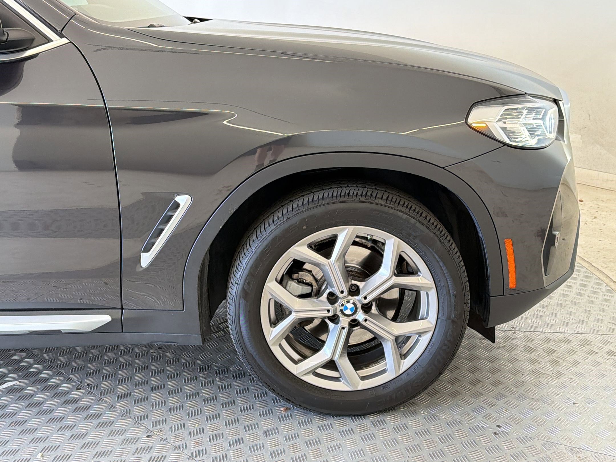 Certified 2022 BMW X3 xDrive30i w/ Convenience Package image 12