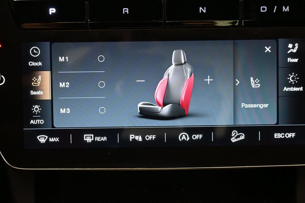 Used 2023 Maserati Grecale Modena AWD/4WD image 18