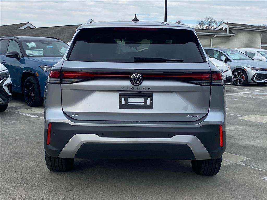 New 2026 Volkswagen Tiguan SE image 4