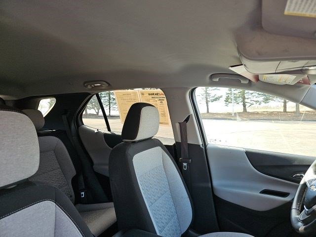 Used 2022 Chevrolet Equinox LT AWD/4WD image 13
