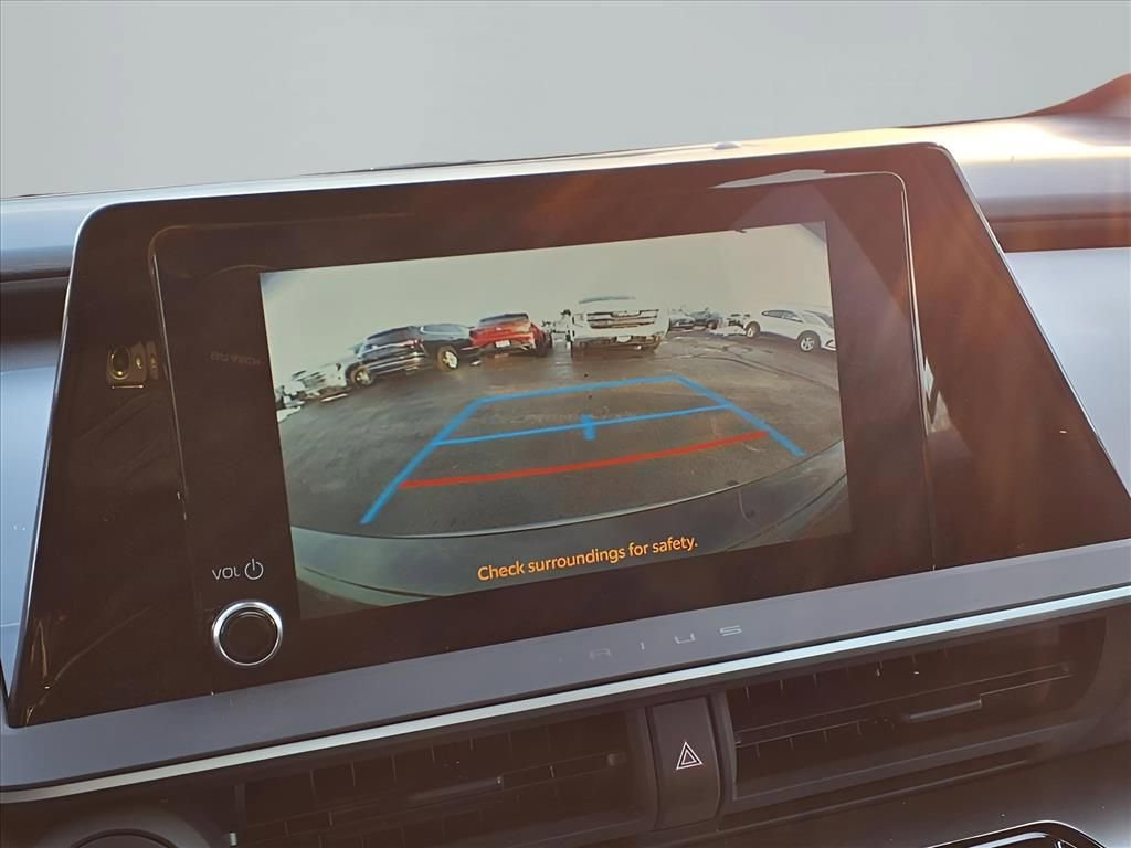 Used 2025 Toyota Prius Limited image 11