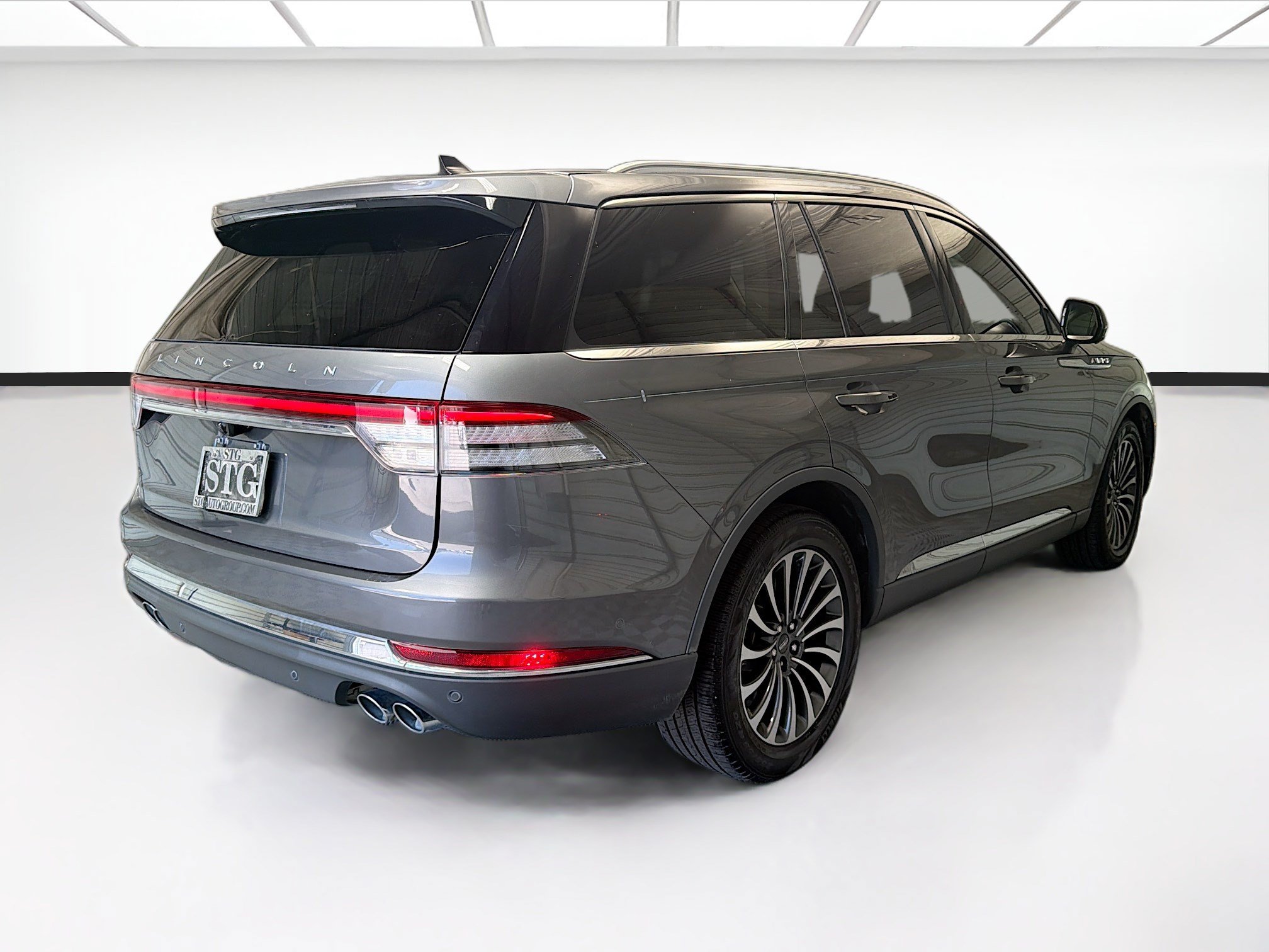 Used 2022 Lincoln Aviator Reserve w/ Equipment Group 201A RWD image 4