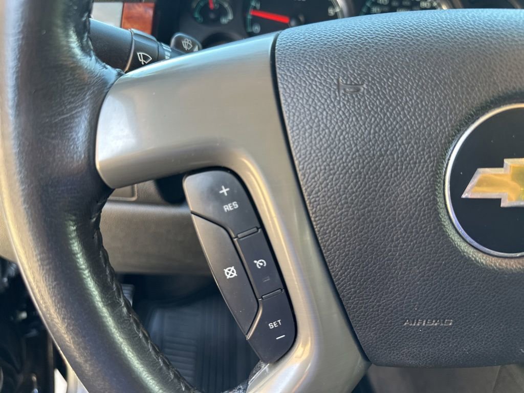 Used 2011 Chevrolet Avalanche LT w/ Texas Edition RWD image 11