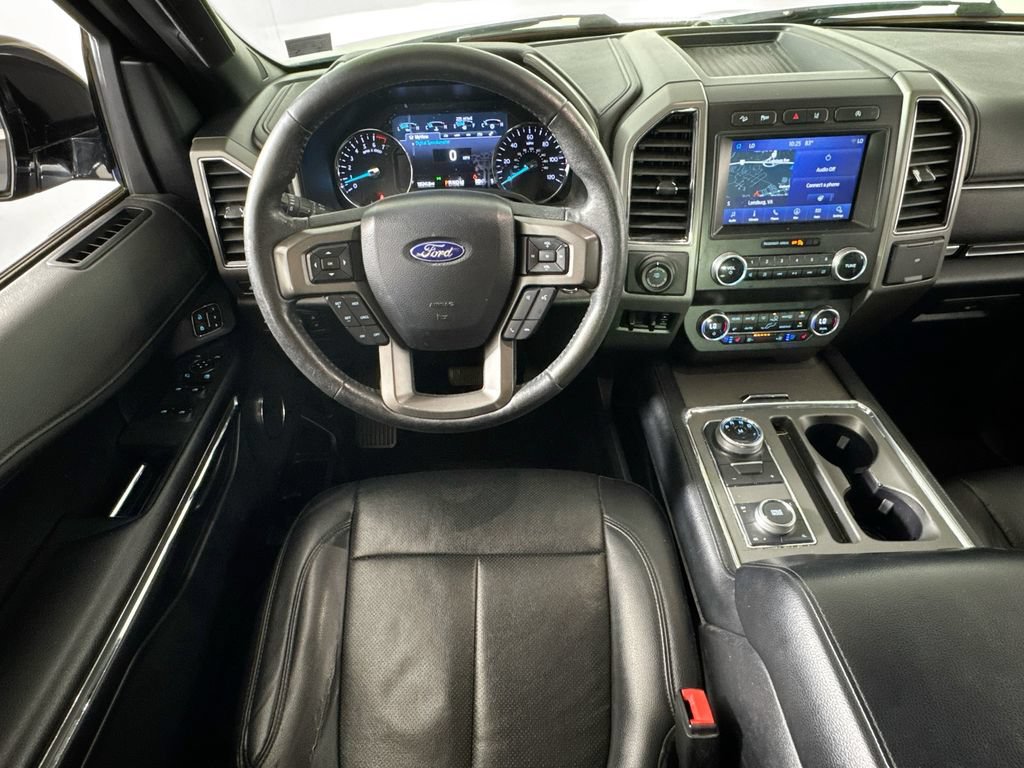Used 2020 Ford Expedition XLT w/ Equipment Group 202A AWD/4WD image 23