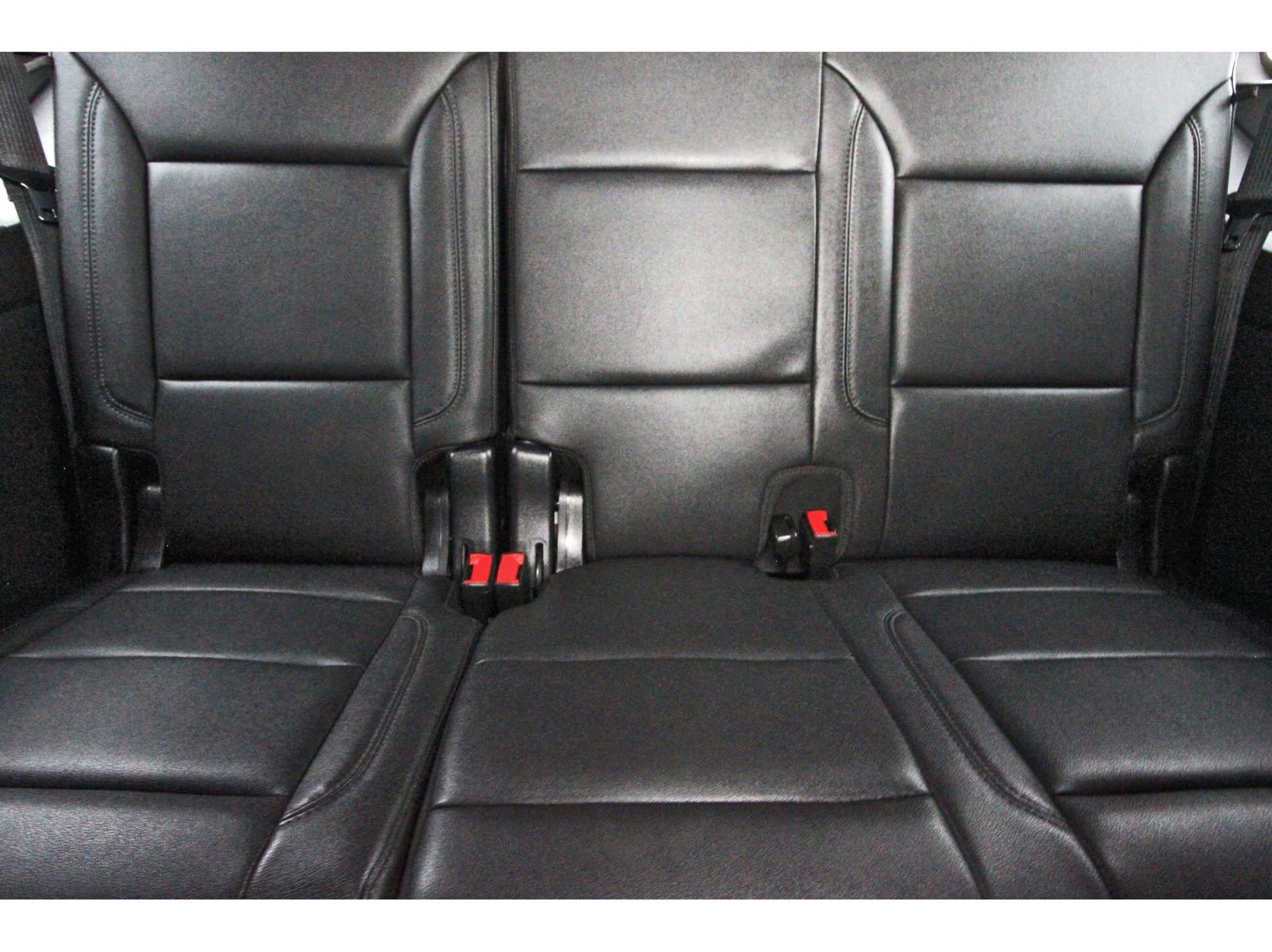 Used 2023 Chevrolet Tahoe Z71 w/ Z71 Off-Road Package image 16