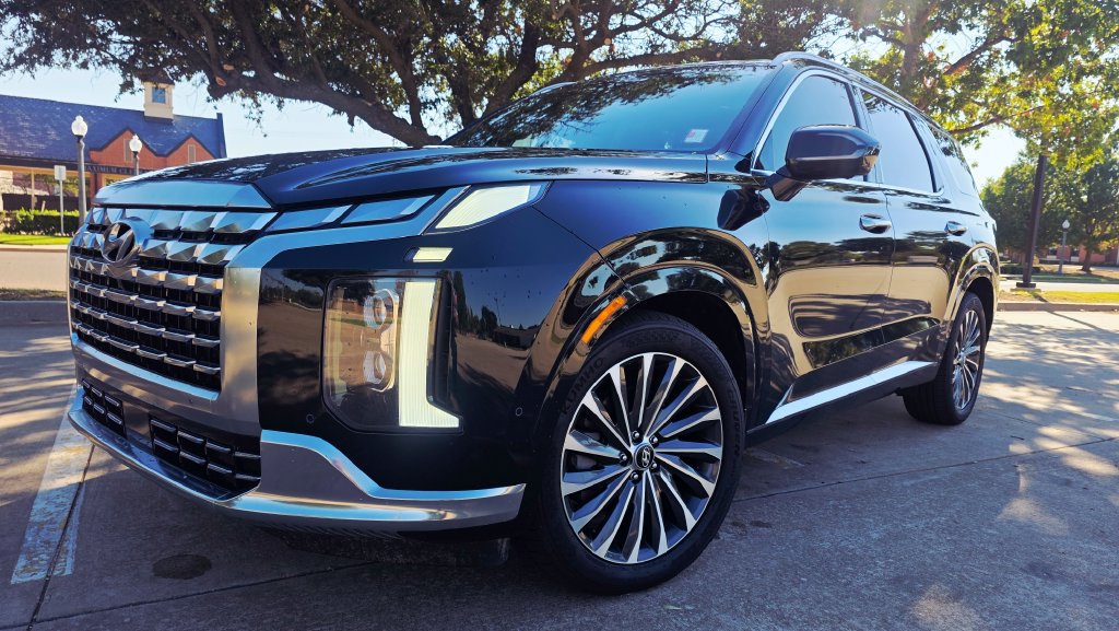 Used 2023 Hyundai Palisade Calligraphy AWD/4WD image 4