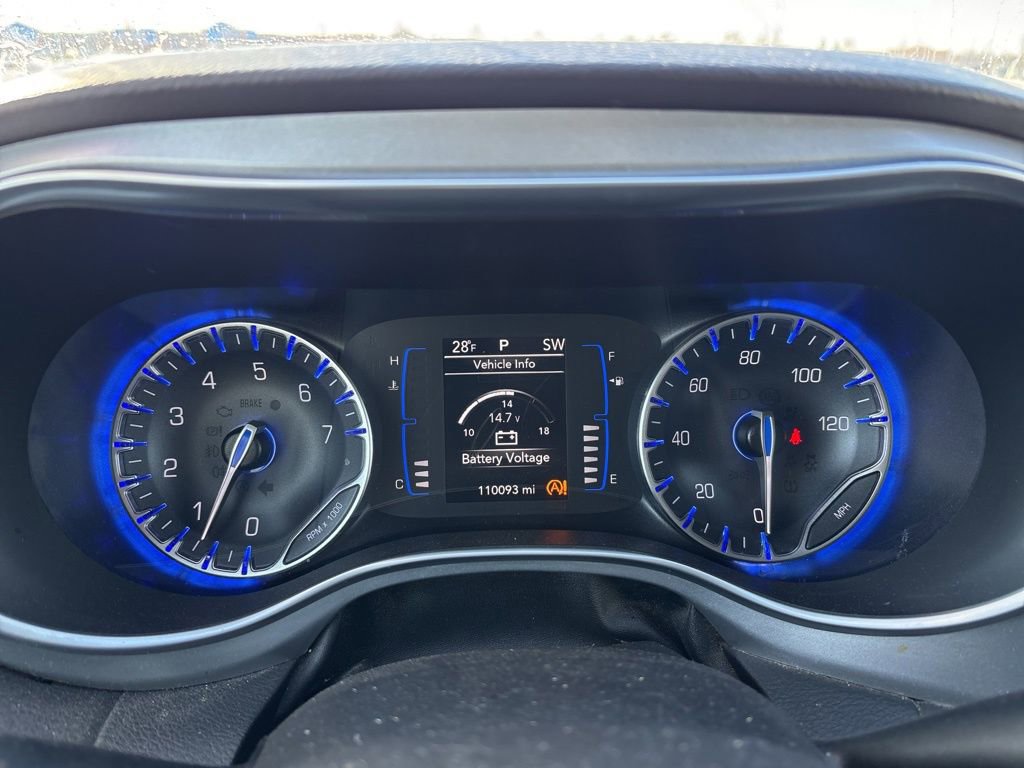 Used 2018 Chrysler Pacifica Touring Plus w/ S Appearance Package image 26