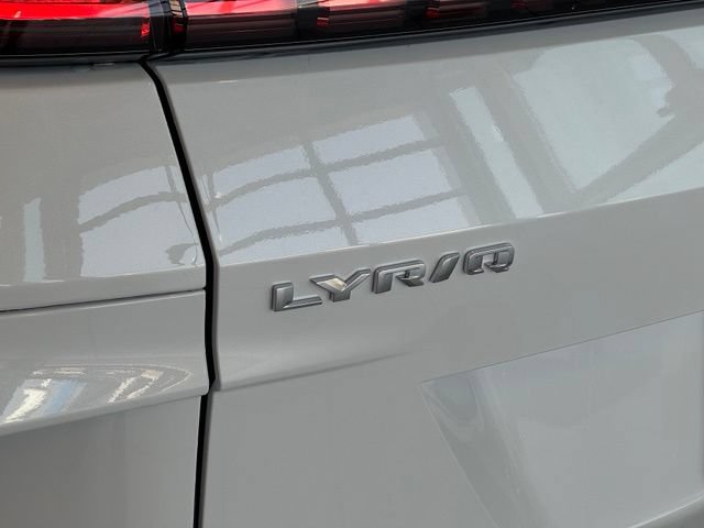 New 2026 Cadillac Lyriq Luxury AWD/4WD image 44