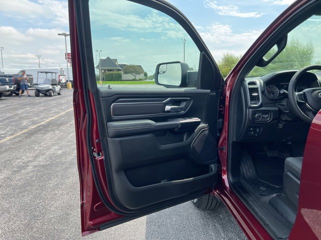 New 2026 RAM 1500 4x4 Crew Cab image 19