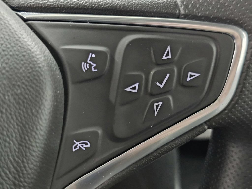 Used 2024 Chevrolet Equinox LS FWD image 30