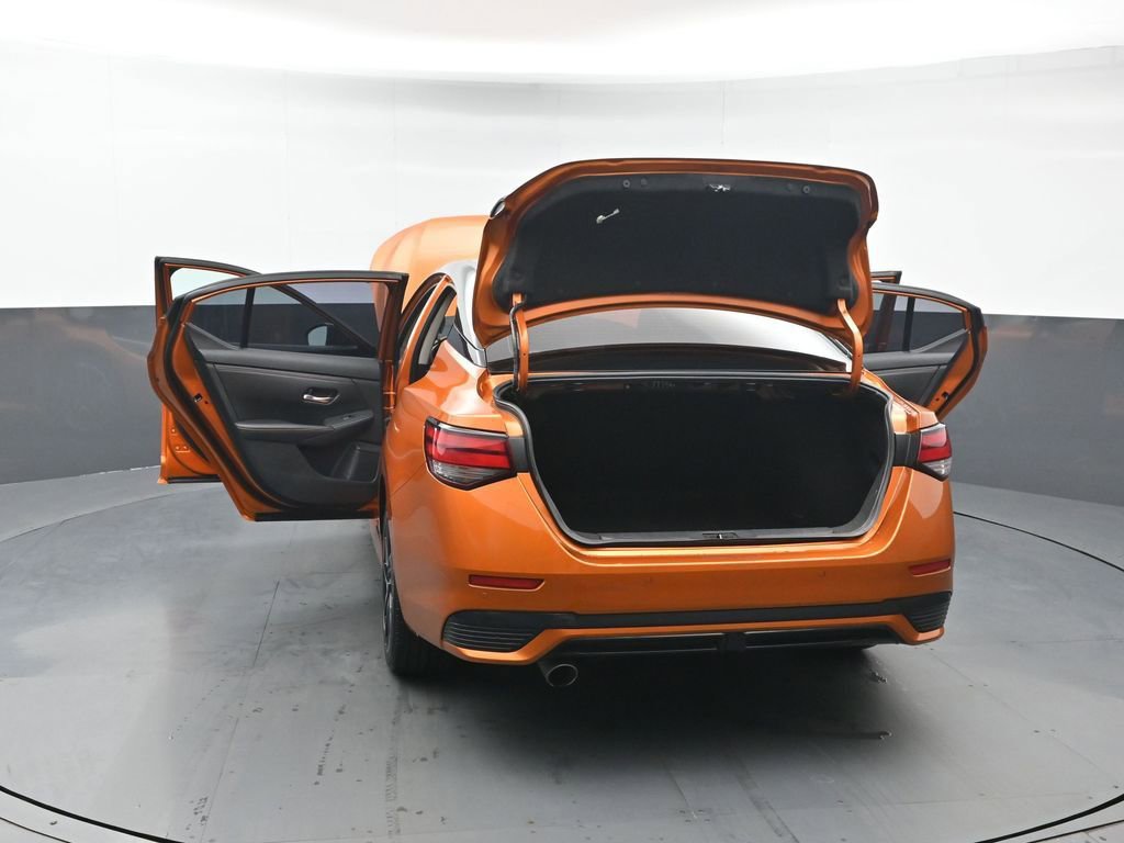 Used 2024 Nissan Sentra SR w/ SR Premium Package image 48