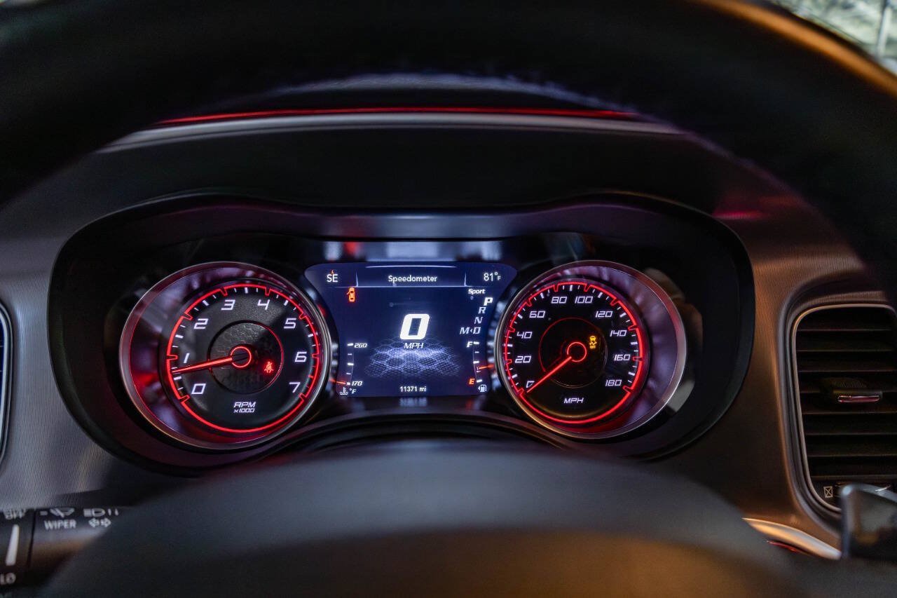 Used 2020 Dodge Charger Scat Pack RWD image 11