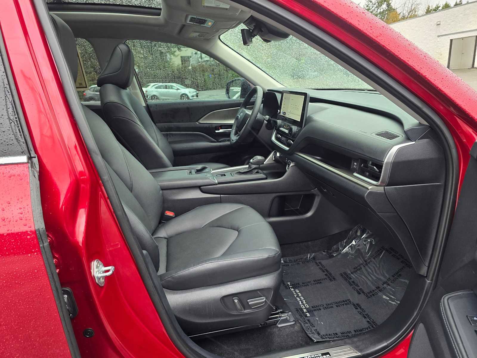 Certified 2025 Toyota Grand Highlander XLE image 11