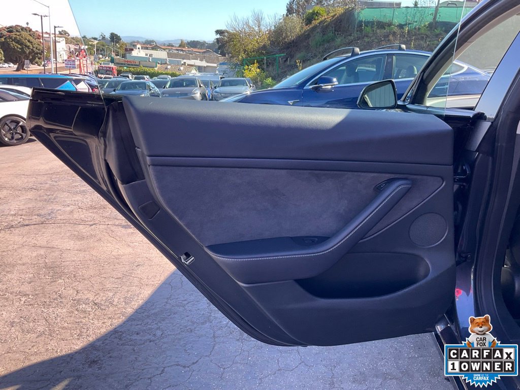 Used 2023 Tesla Model 3 Standard Range RWD image 34