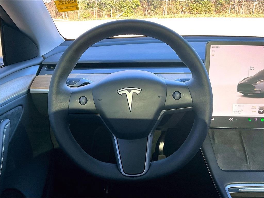 Used 2023 Tesla Model Y Long Range image 12