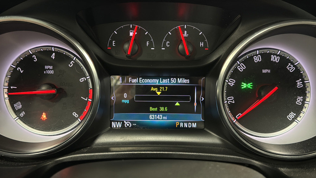 Used 2018 Buick Regal Essence w/ Driver Confidence Package #1 image 23