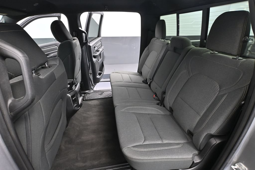 Used 2021 RAM 1500 Big Horn AWD/4WD image 42