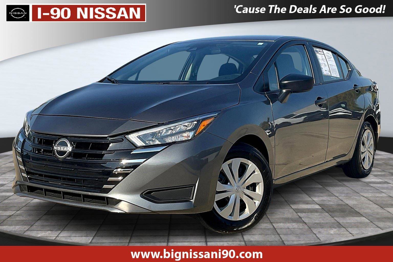 Used 2025 Nissan Versa S w/ Trunk Package