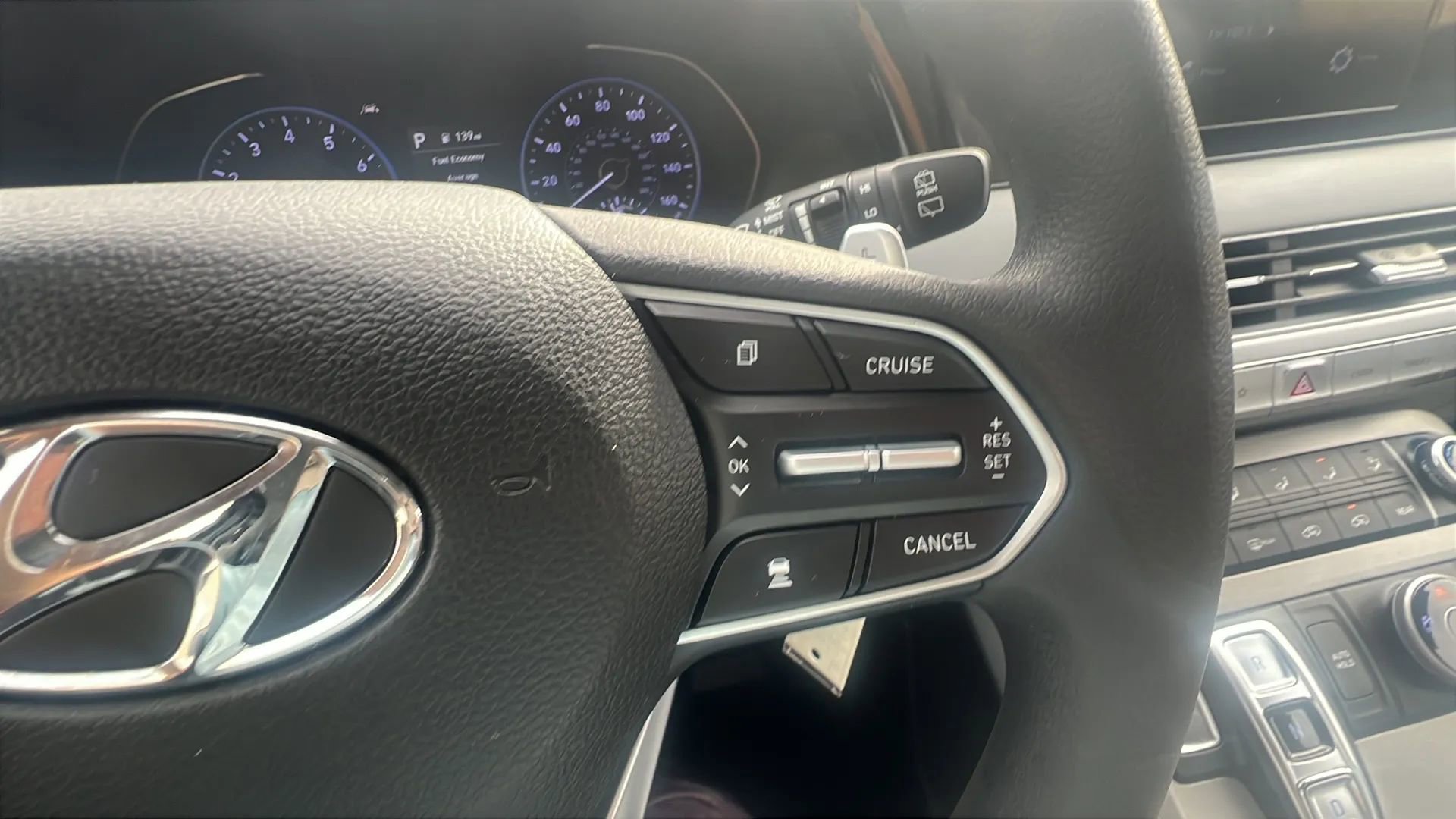 Used 2022 Hyundai Palisade SE image 16