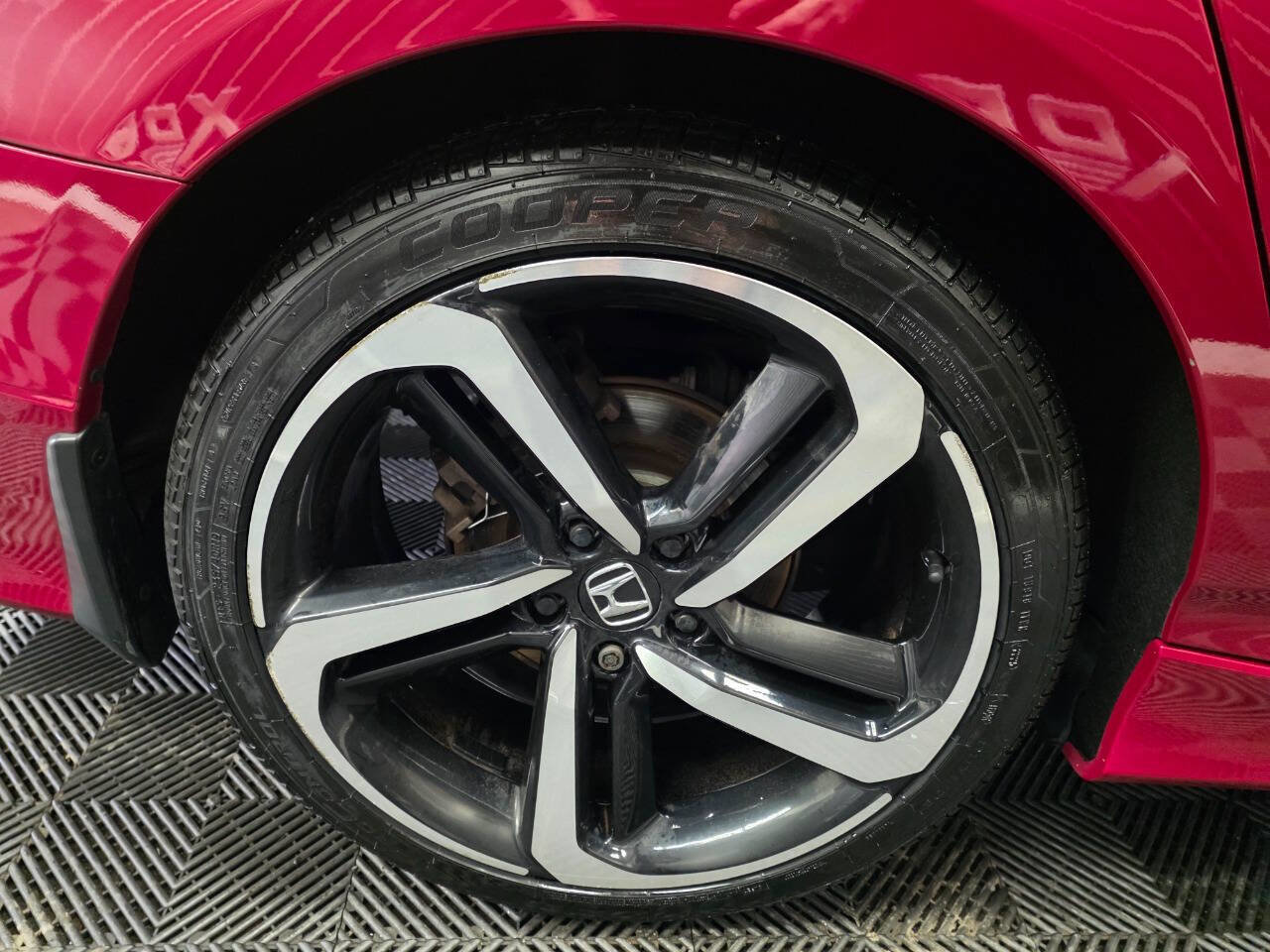 Used 2019 Honda Accord Sport image 35