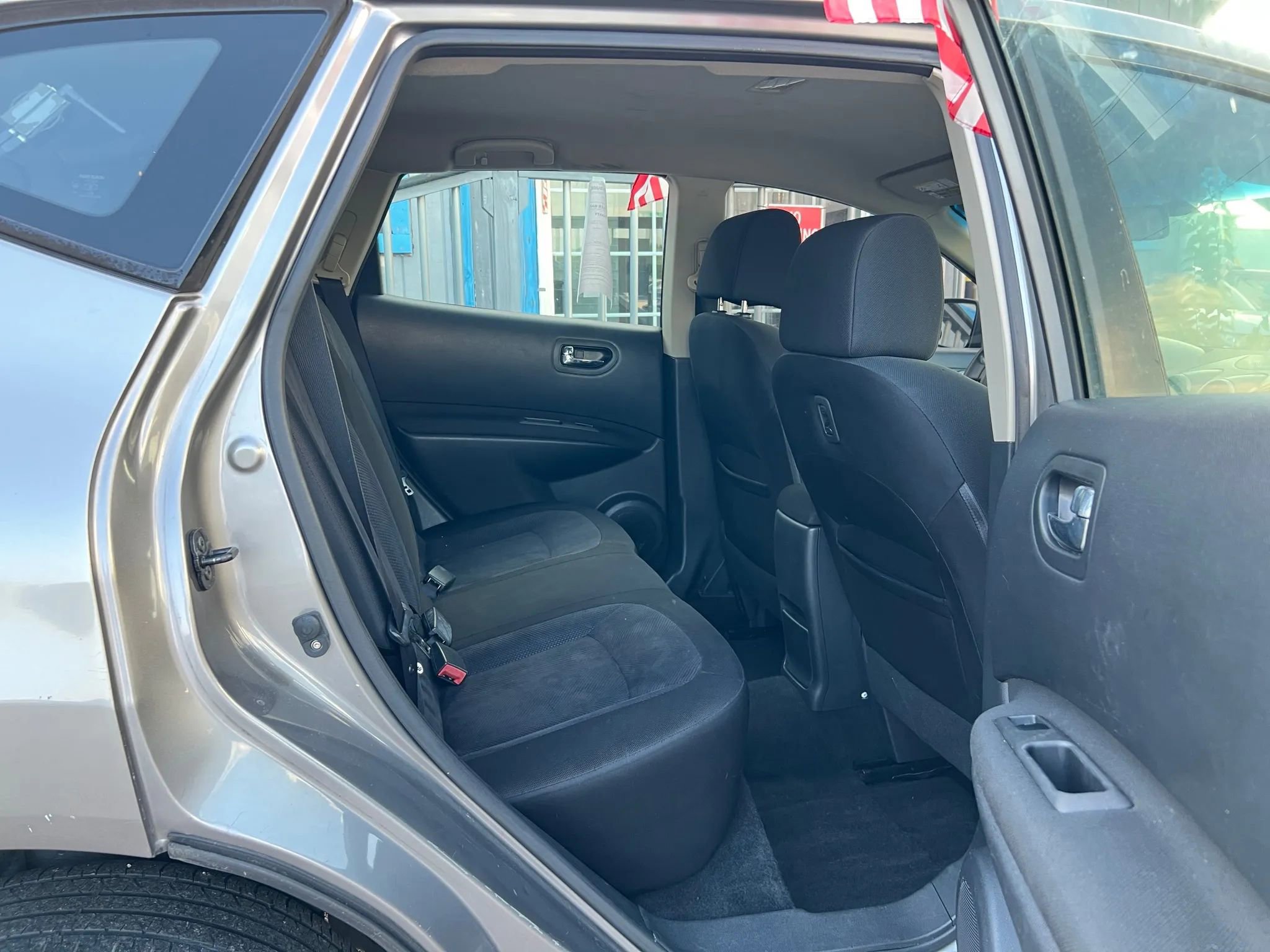 Used 2013 Nissan Rogue S image 12