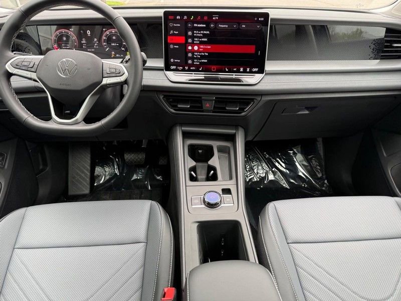 New 2026 Volkswagen Tiguan SE AWD/4WD image 6