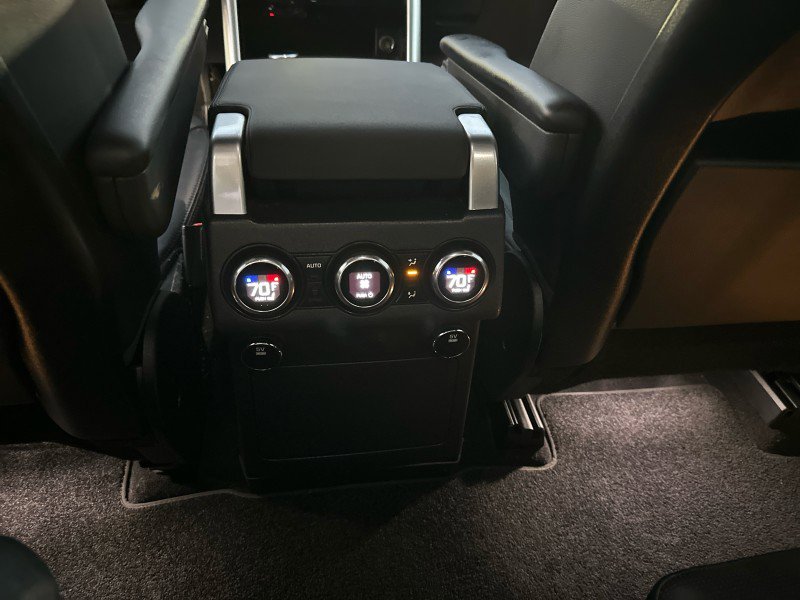 Used 2017 Land Rover Discovery HSE image 76