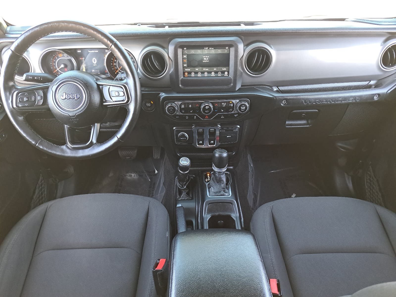 Used 2021 Jeep Wrangler Sport AWD/4WD image 9