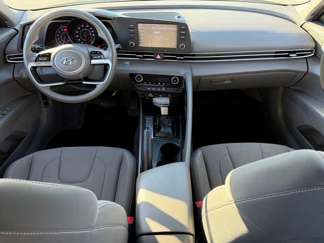 Used 2023 Hyundai Elantra SEL image 23