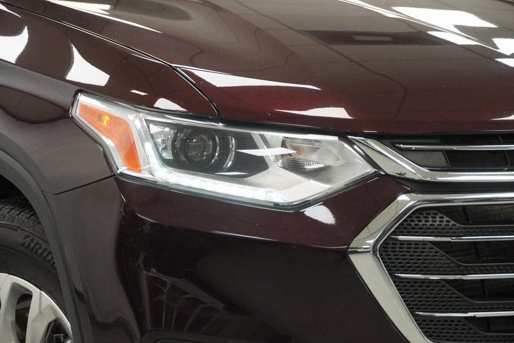 Used 2021 Chevrolet Traverse LT image 6