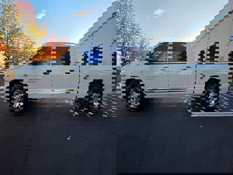 Used 2006 Dodge Ram 2500 Truck Laramie image 3