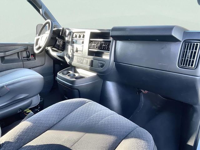Used 2020 Chevrolet Express 3500 LT w/ LT Preferred Equipment Group image 27