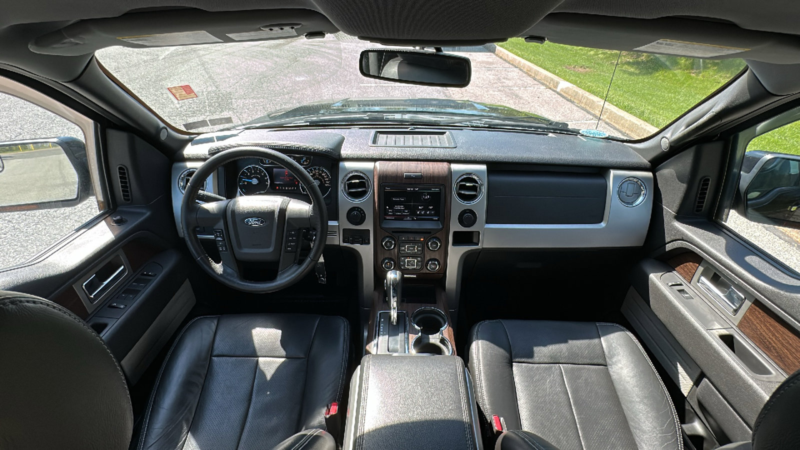Used 2013 Ford F150 Lariat w/ Mid Equipment Group AWD/4WD image 28