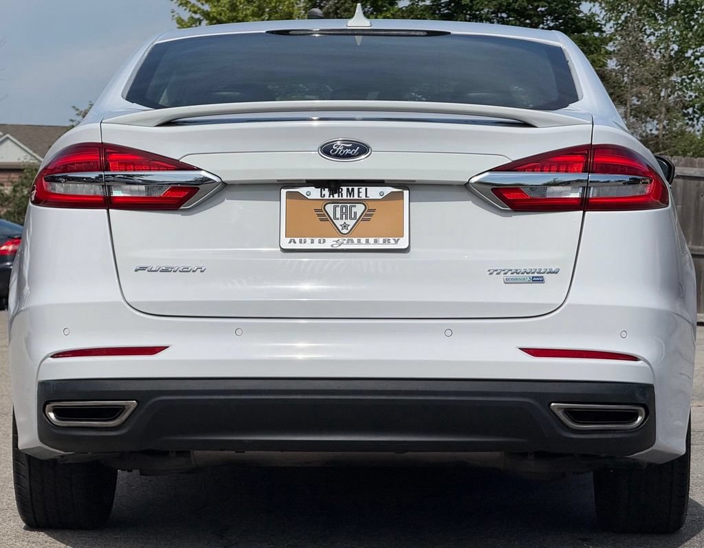 Used 2019 Ford Fusion Titanium AWD/4WD image 4