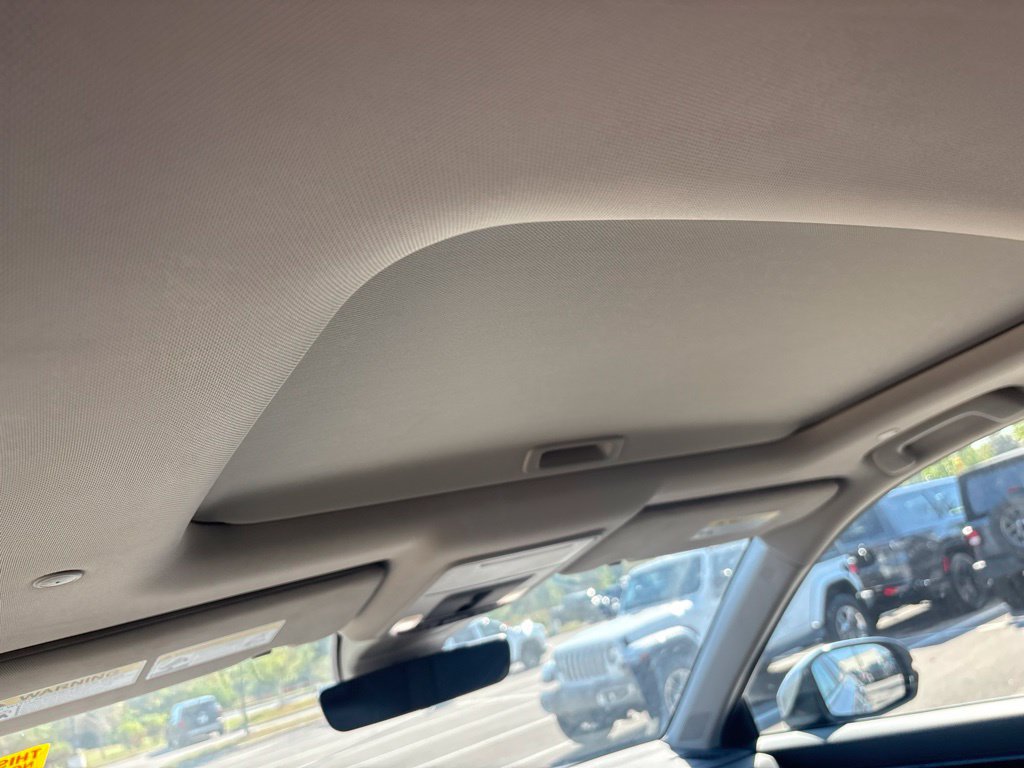 Used 2024 Honda CR-V EX-L image 36