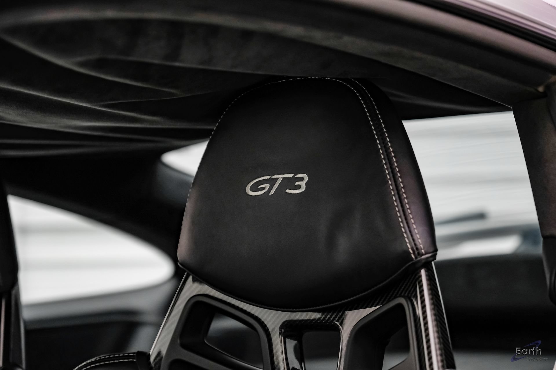 Used 2015 Porsche 911 GT3 RWD image 40
