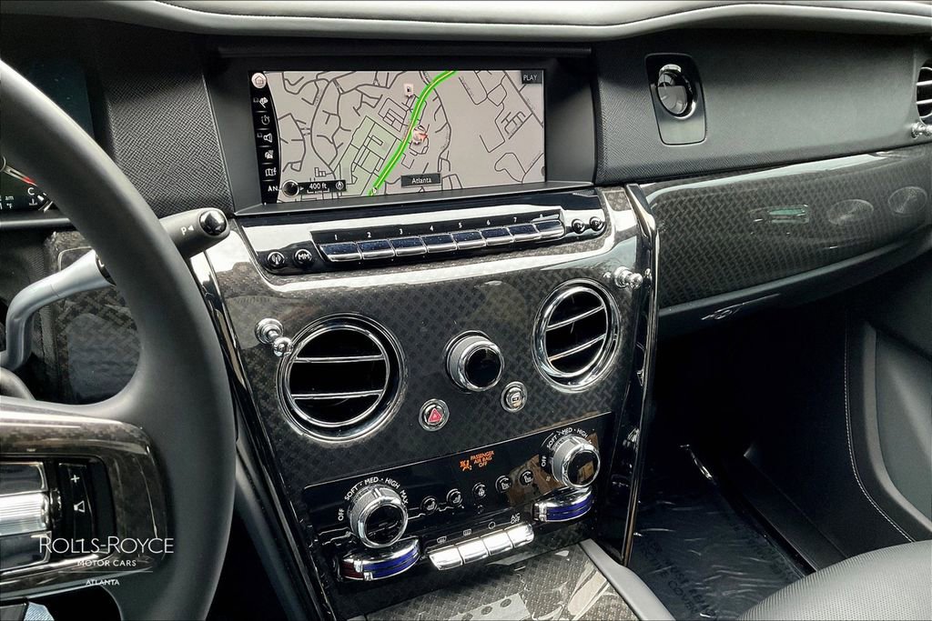 Certified 2022 Rolls-Royce Cullinan Black Badge w/ Dark Exterior Package image 10