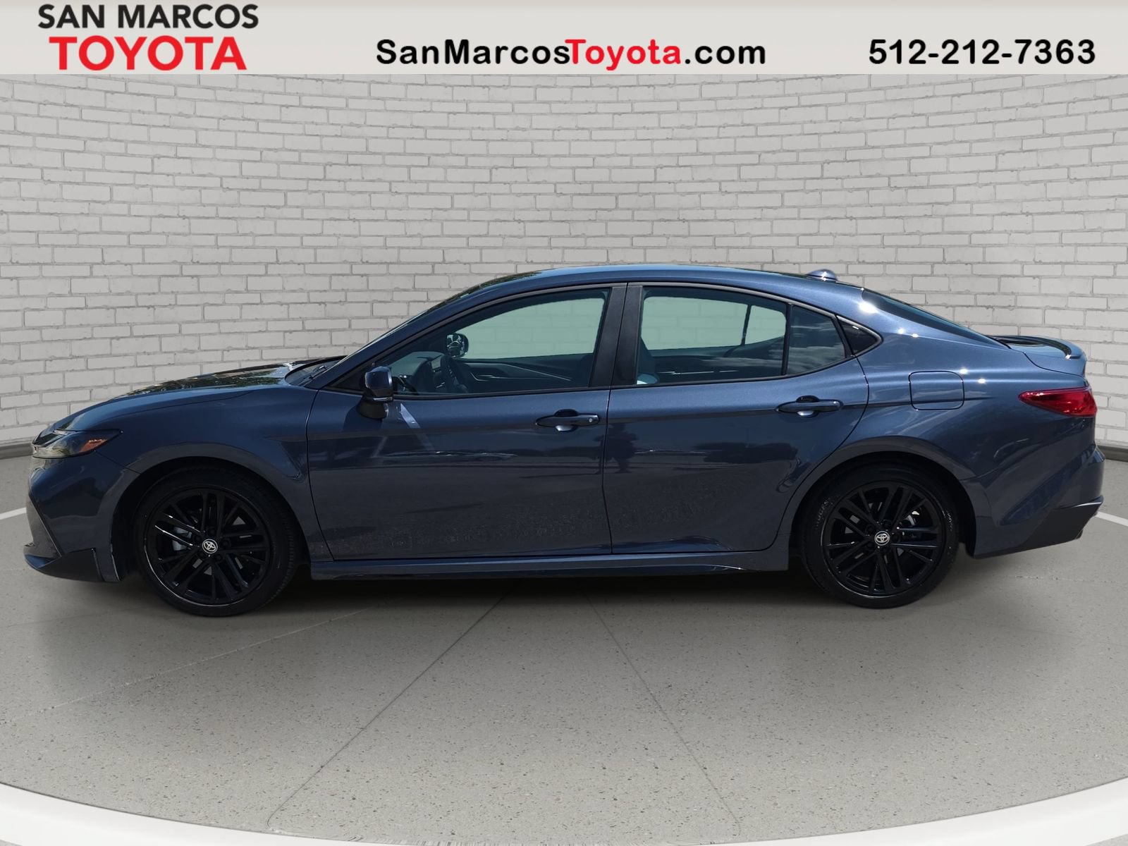 Used 2026 Toyota Camry SE w/ Multimedia Upgrade Package FWD image 9