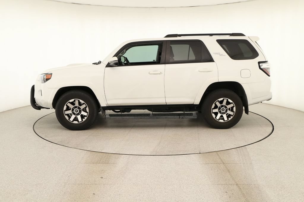 Used 2021 Toyota 4Runner TRD Off-Road Premium w/ Moonroof Package AWD/4WD image 2