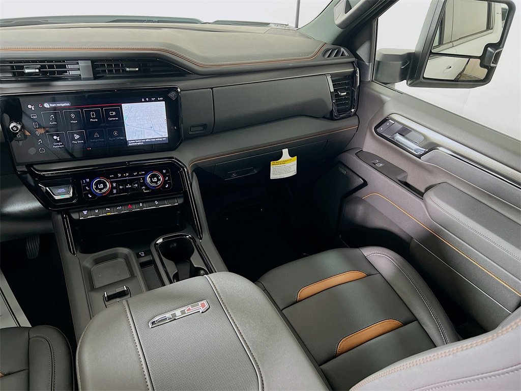 New 2025 GMC Sierra 3500 AT4 w/ AT4 Premium Plus Package image 18