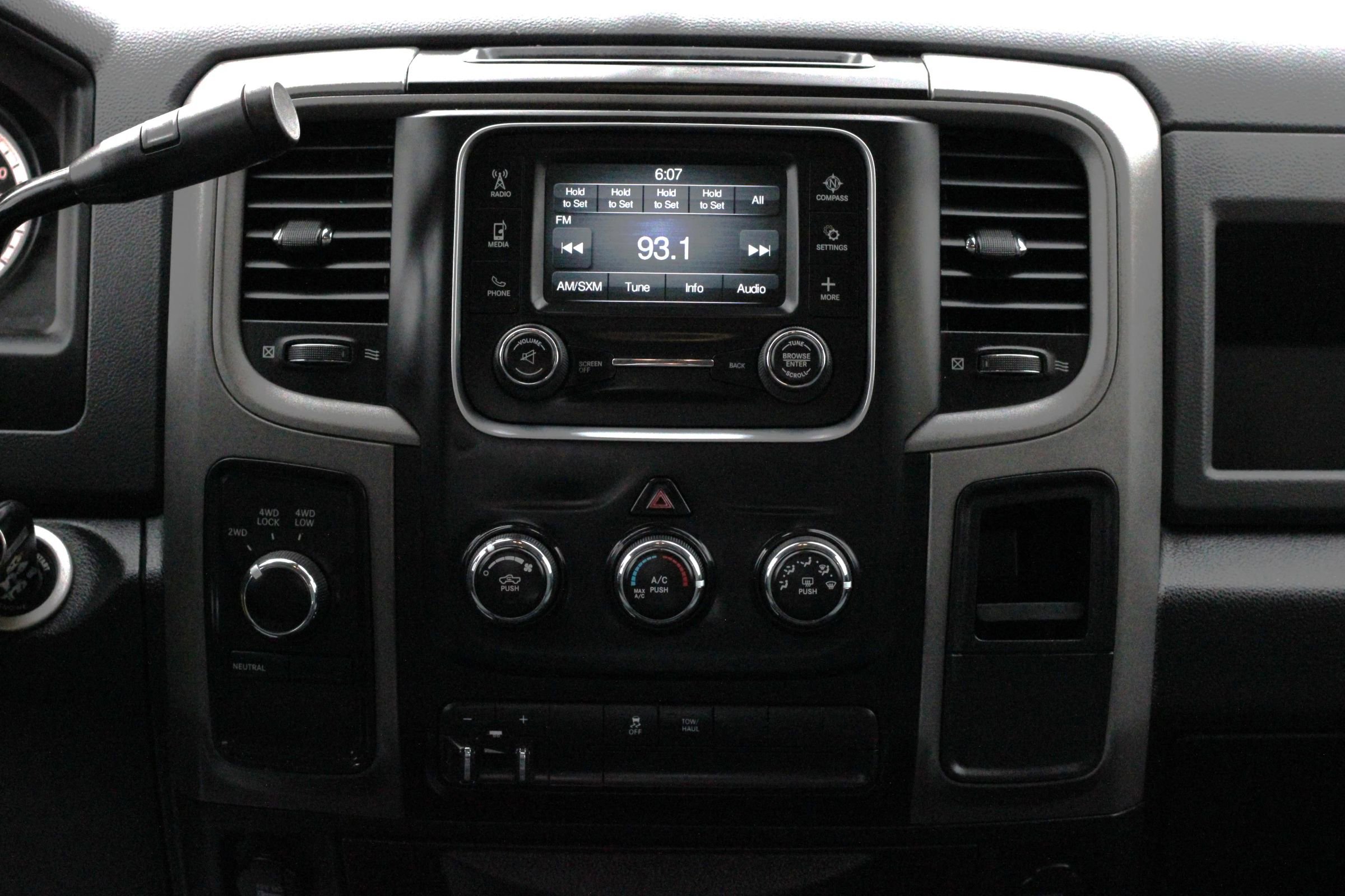 Used 2015 RAM 2500 Tradesman w/ Chrome Appearance Group image 18