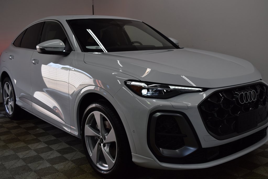 New 2025 Audi Q5 Prestige