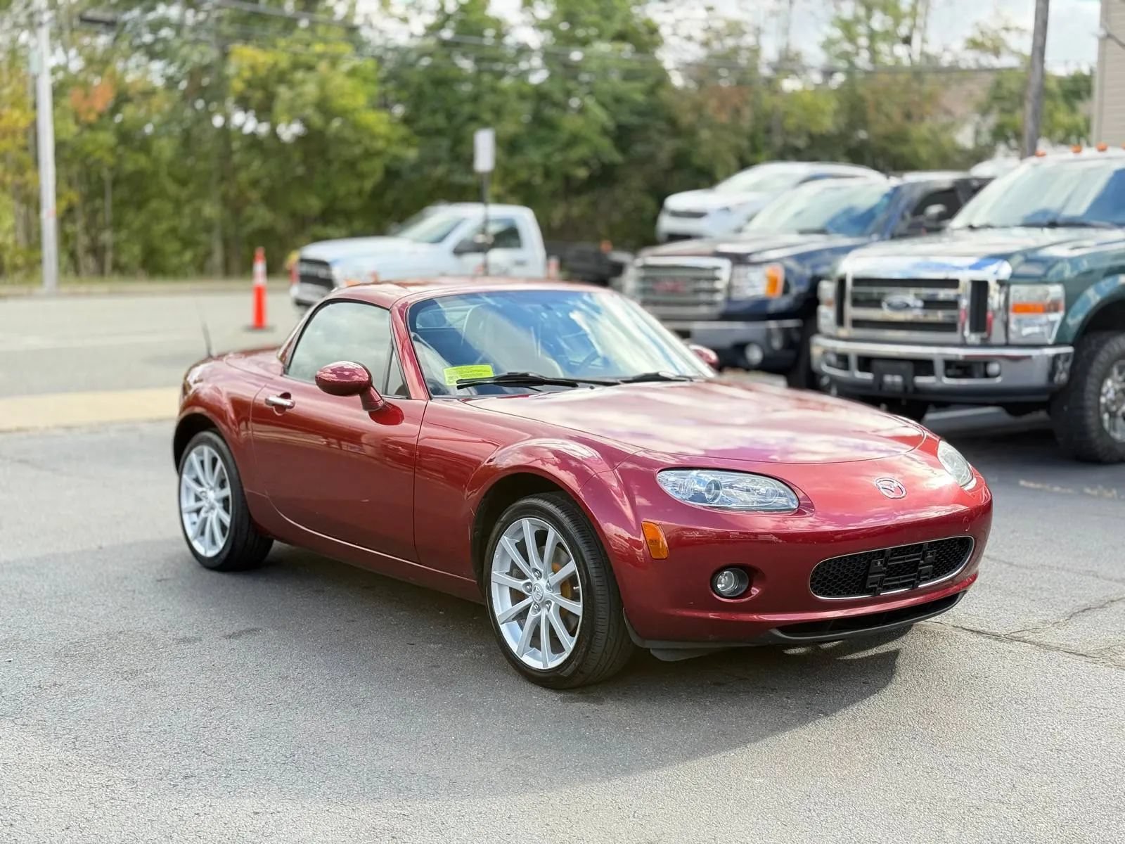 Used 2007 MAZDA MX-5 Miata Grand Touring w/ Premium Pkg RWD image 5