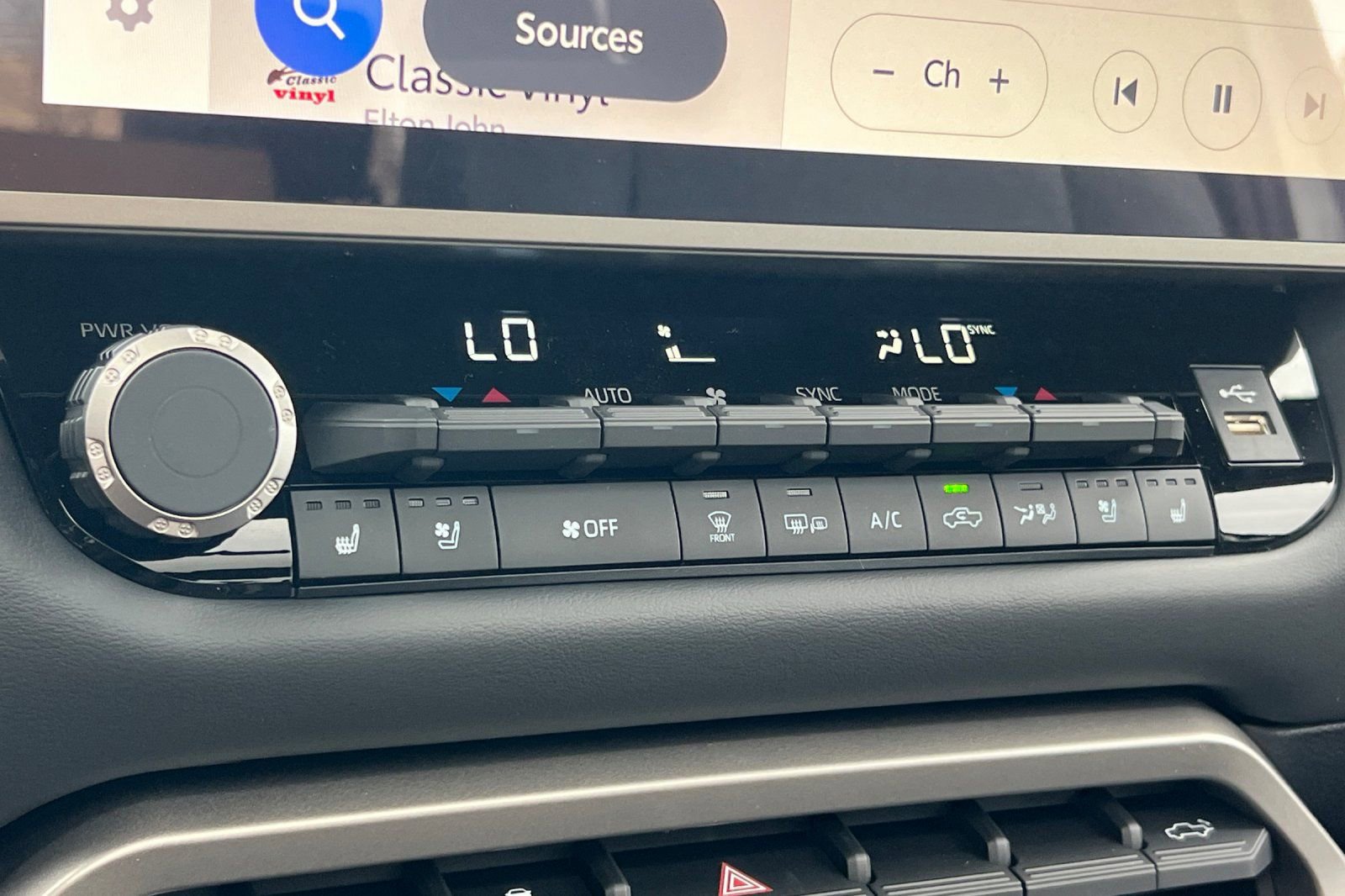 New 2026 Toyota Tundra Platinum image 22