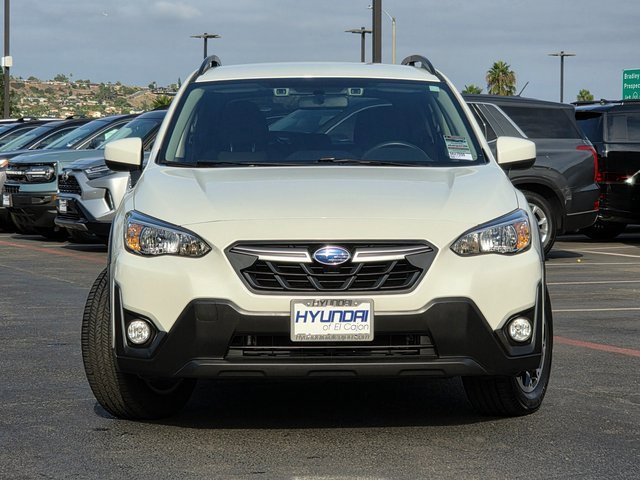 Used 2023 Subaru Crosstrek 2.0i Premium image 3