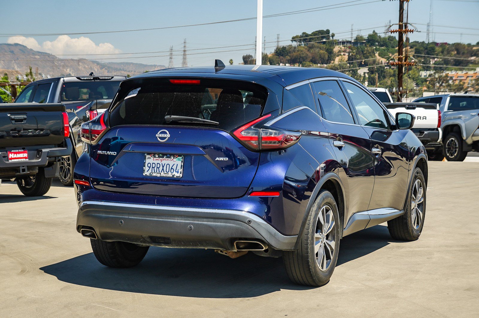 Used 2023 Nissan Murano S AWD/4WD image 7