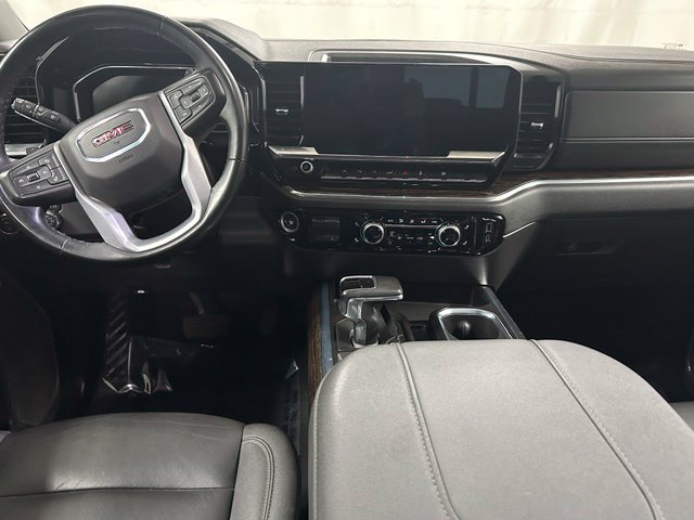 Used 2024 GMC Sierra 1500 Elevation w/ Elevation Premium Package AWD/4WD image 15